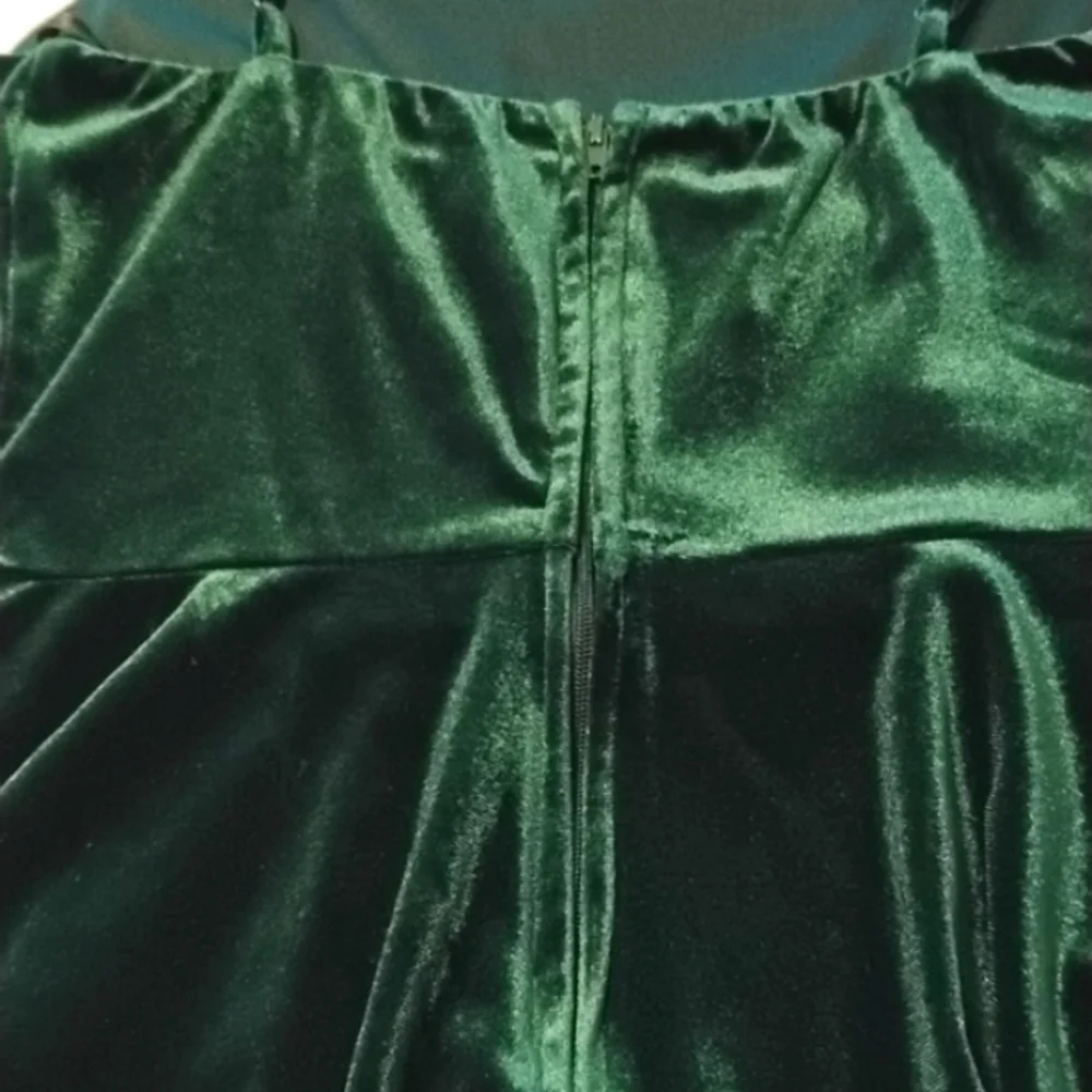 B Smart Junior Elegant Hunter Green Velvet Dress, Size: 3, NWT